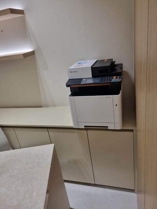 충남 천안 병원 복합기 렌탈 교세라 M5526 설치 사진 1